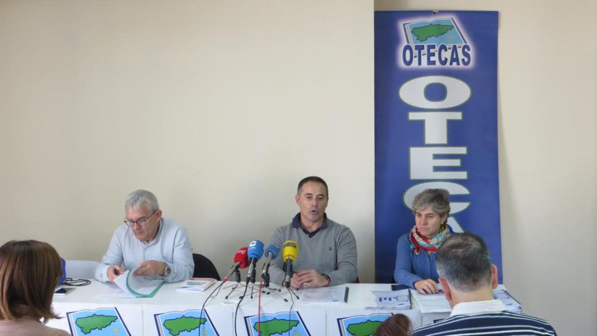 OTECAS denuncia la discriminación salarial y la jornada lectiva de la enseñanza concertada en Asturias